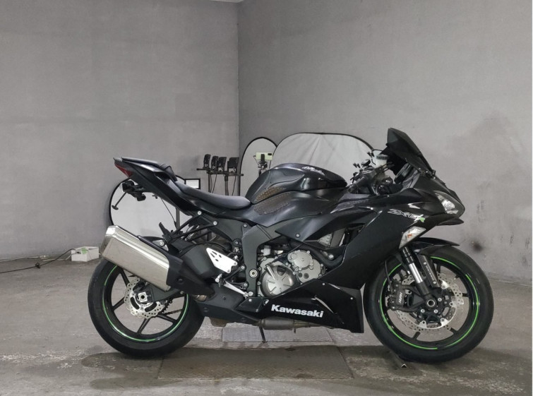 Мотоцикл Kawasaki ZX-6R с пробегом 11639 km
