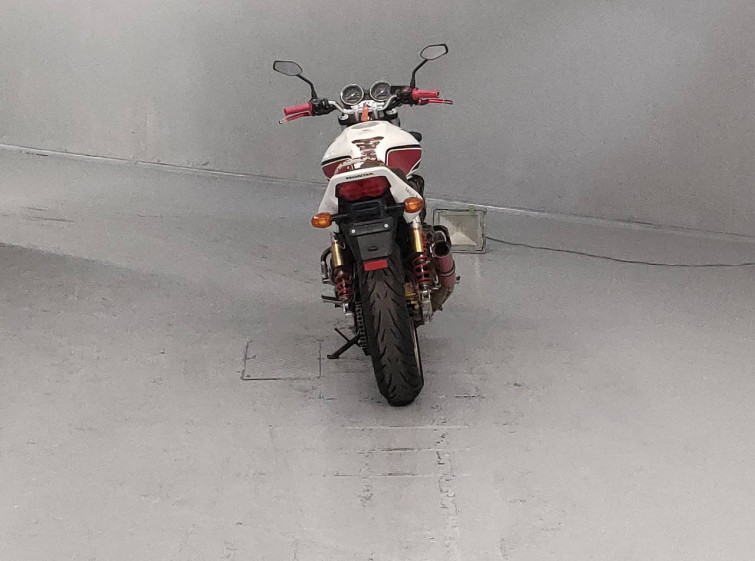 Мотоцикл Honda CB400SFV с пробегом 42681 km с пробегом 42681 km