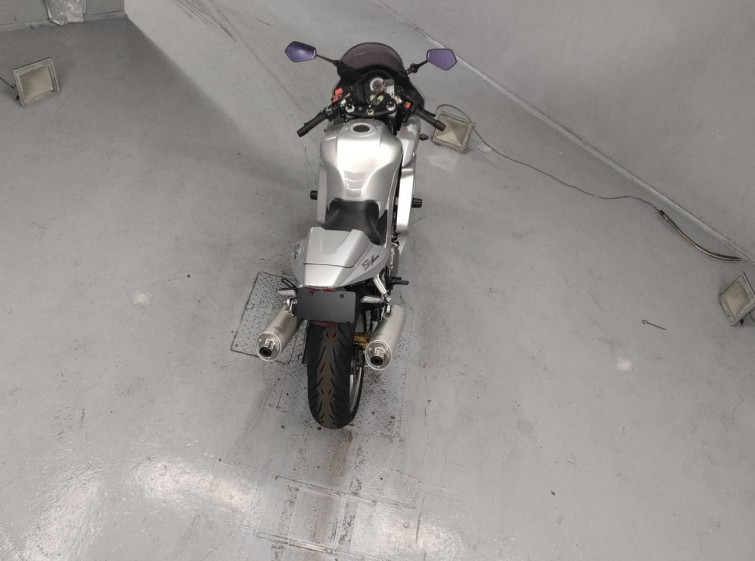 Мотоцикл Suzuki SV1000S з пробігом 43396 km з пробігом 43396 km