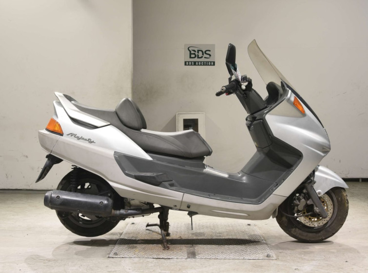 Мотоцикл Yamaha MAJESTY 250 з пробігом 5139 km