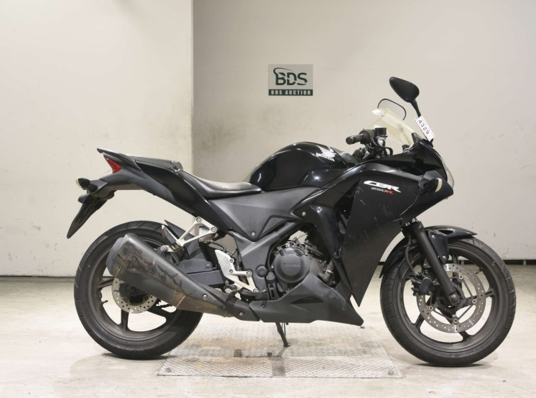 Мотоцикл Honda CBR250R з пробігом 38008 km