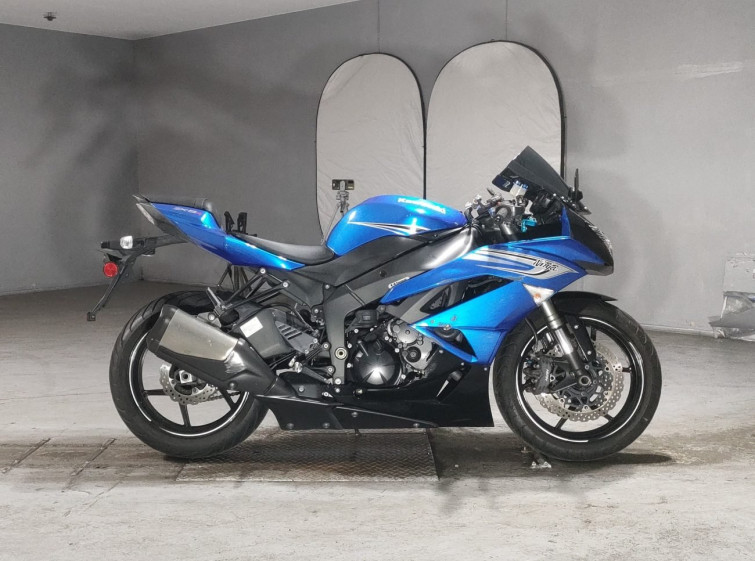 Мотоцикл Kawasaki ZX-6R с пробегом 50445 km