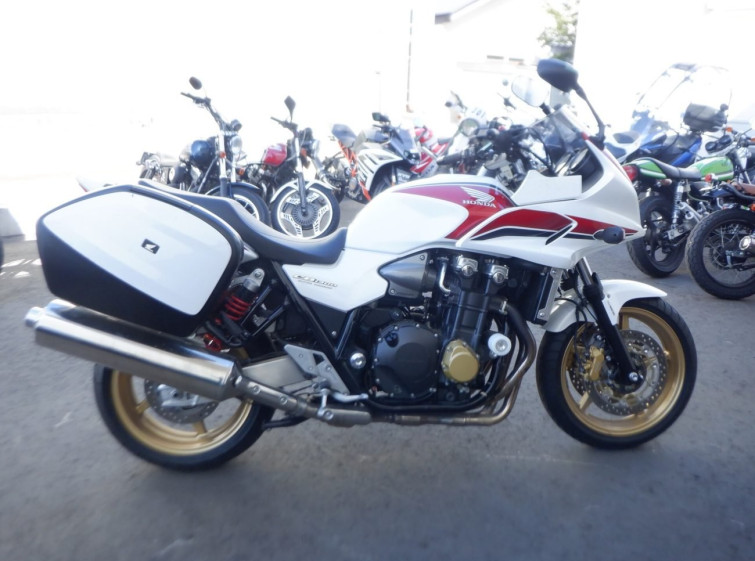 Мотоцикл Honda CB1300SF з пробігом 3499 km