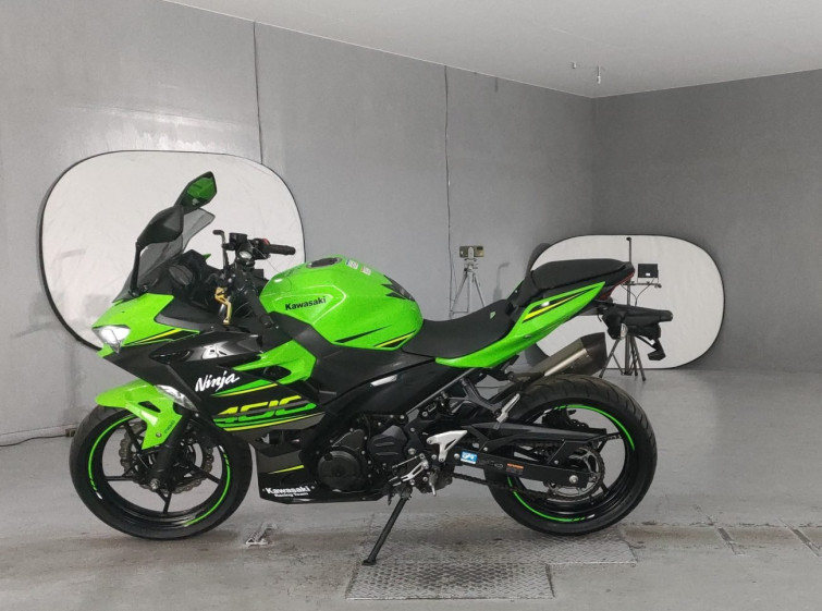 Мотоцикл Kawasaki NINJA400 с пробегом 34137 km с пробегом 34137 km