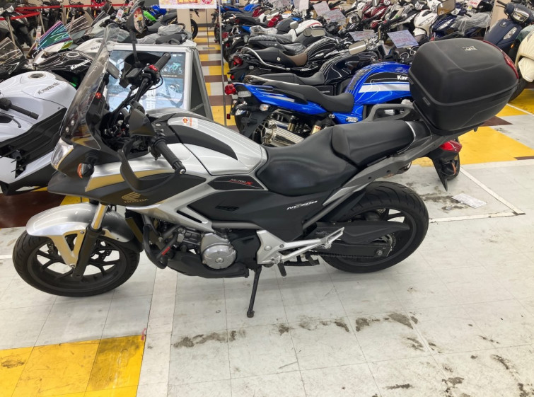 Мотоцикл Honda NC700XLD с пробегом 24417 km