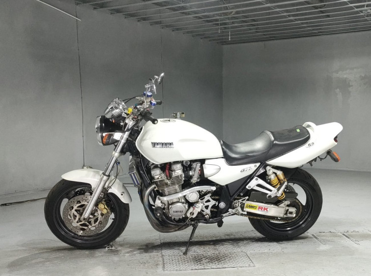 Мотоцикл Yamaha XJR1300 з пробігом 50700 km з пробігом 50700 km