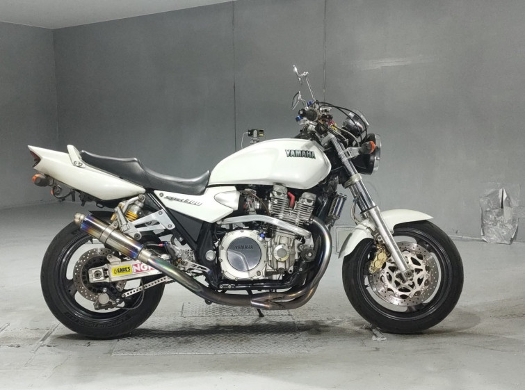 Мотоцикл Yamaha XJR1300 з пробігом 50700 km з пробігом 50700 km