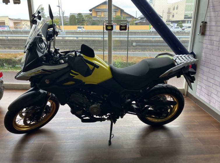 Мотоцикл Suzuki V-STROM DL650A с пробегом 5329 km