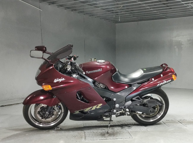 Мотоцикл Kawasaki ZZ-R1100 з пробігом 33964 km з пробігом 33964 km
