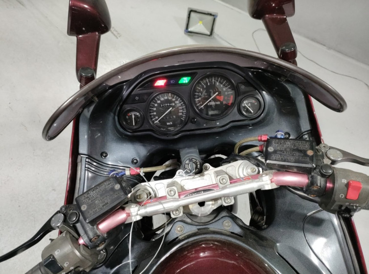 Мотоцикл Kawasaki ZZ-R1100 з пробігом 33964 km з пробігом 33964 km