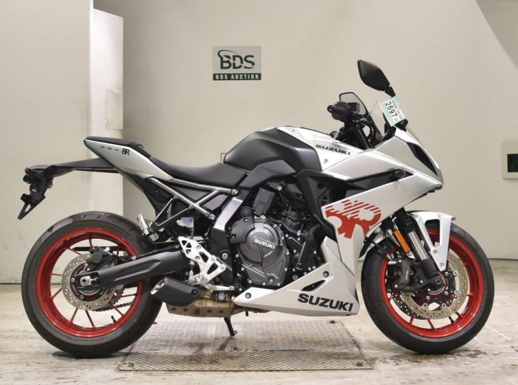 Мотоцикл Suzuki GSX-8R з пробігом 1147 km