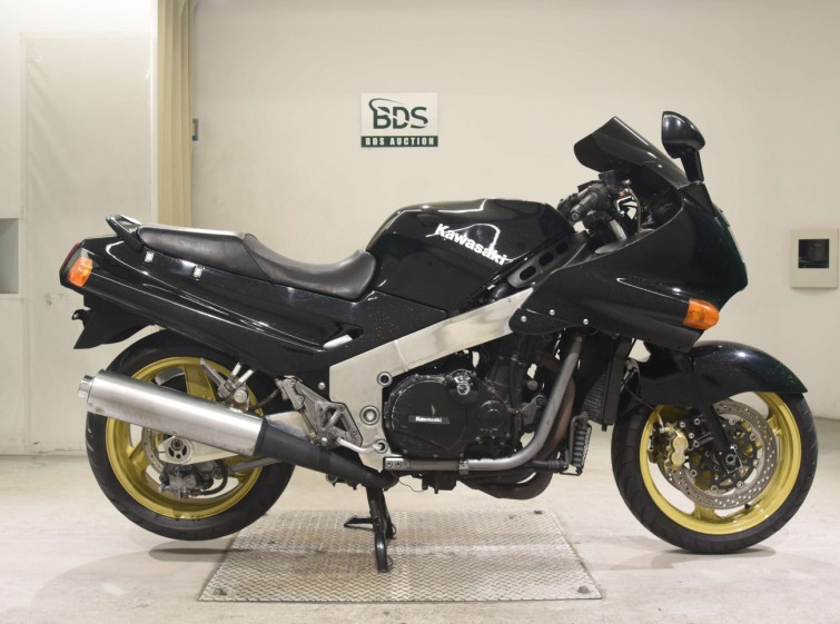 Мотоцикл Kawasaki ZZ-R1100 з пробігом 42510 km