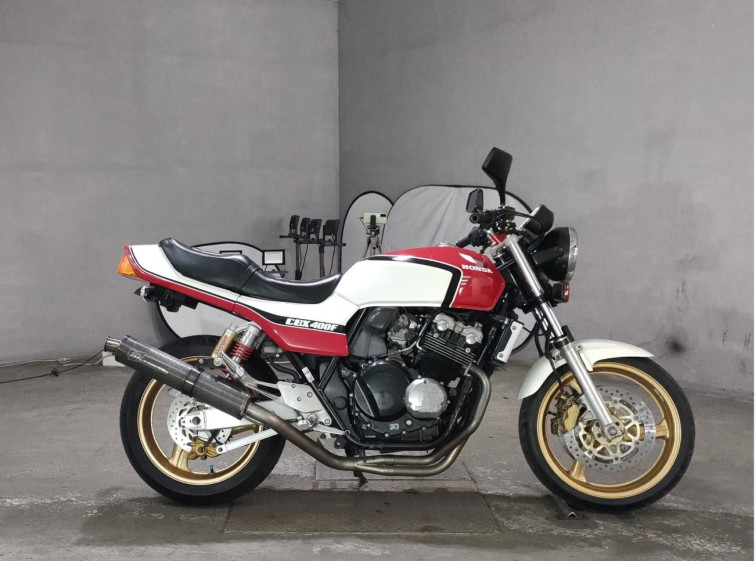 Мотоцикл Honda CB400SFV з пробігом 16850 km