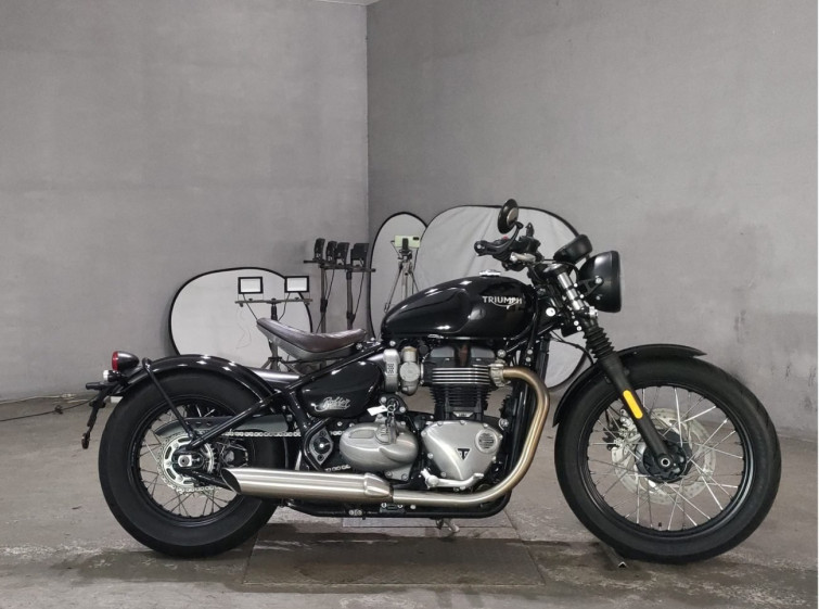 Мотоцикл Triumph BONNEVILLE BOVAER з пробігом 3622 km
