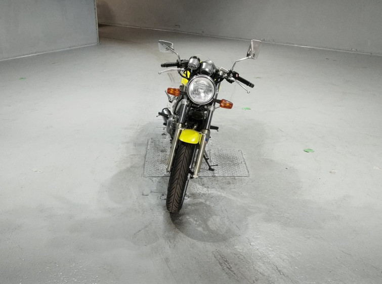 Мотоцикл Yamaha SRX400 з пробігом 7243 km з пробігом 7243 km