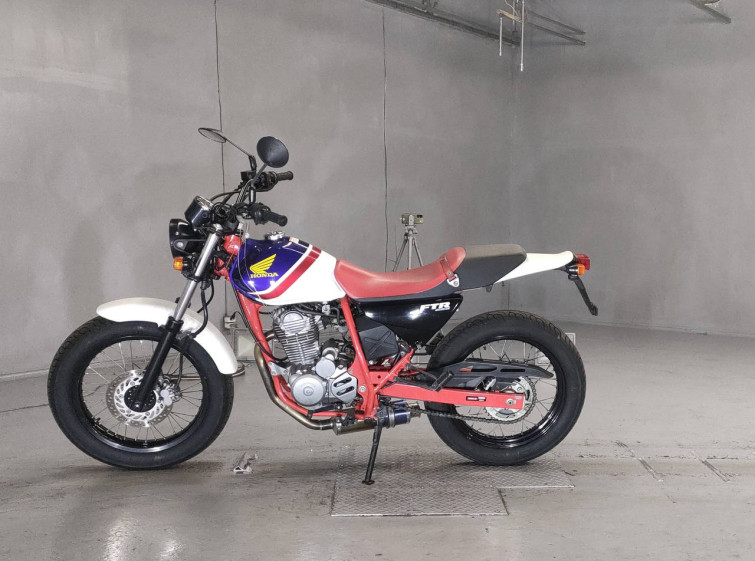 Мотоцикл Honda FTR223 с пробегом 13098 km с пробегом 13098 km