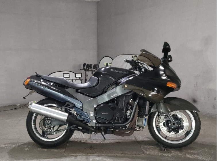Мотоцикл Kawasaki ZZ-R1100 з пробігом 16265 km