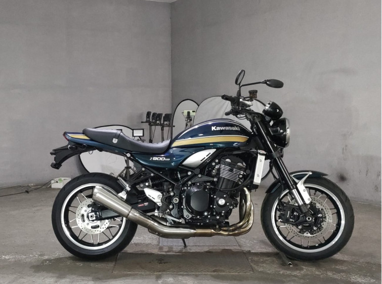 Мотоцикл Kawasaki Z900RS с пробегом 3043 km