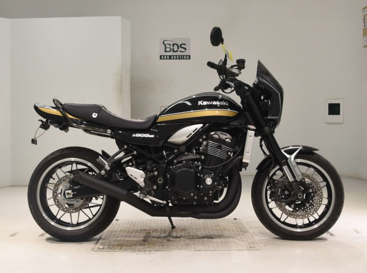 Мотоцикл Kawasaki Z900RS с пробегом 3103 km
