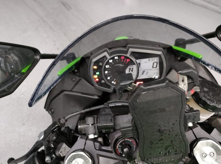 Мотоцикл Kawasaki ZX-6R с пробегом 8327 km с пробегом 8327 km