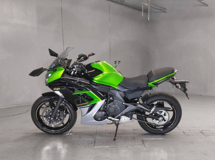Мотоцикл Kawasaki NINJA400 с пробегом 7725 km с пробегом 7725 km