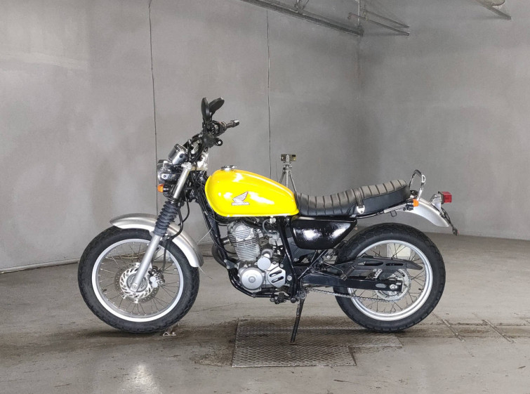 Мотоцикл Honda CB223S с пробегом 26156 km с пробегом 26156 km