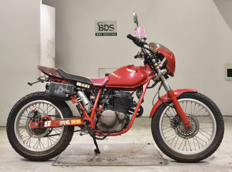 Мотоцикл Honda FTR250 с пробегом 3332 km