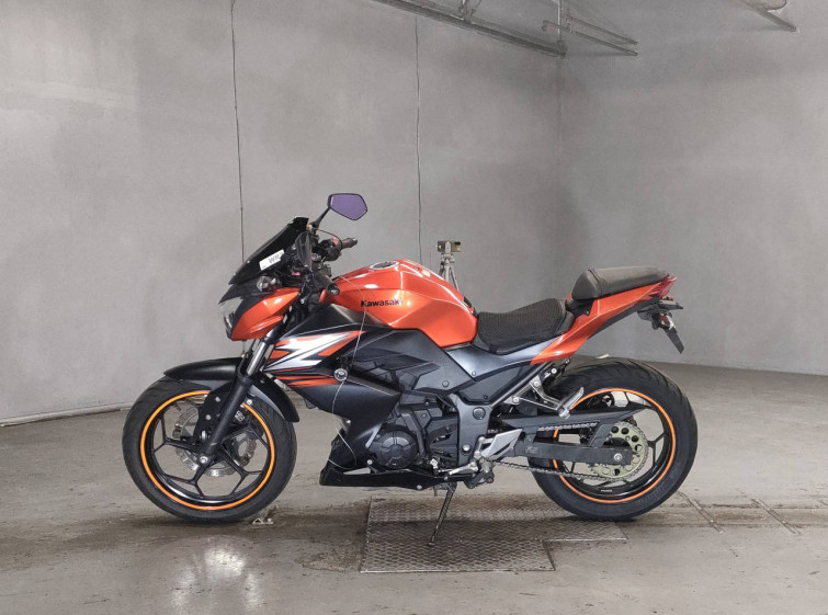 Мотоцикл Kawasaki Z250 с пробегом 37841 km с пробегом 37841 km