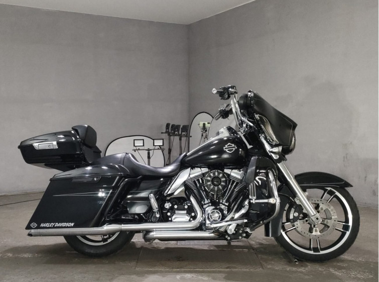 Мотоцикл HD SREET GLIDE FLHXS1690 з пробігом 32693 km
