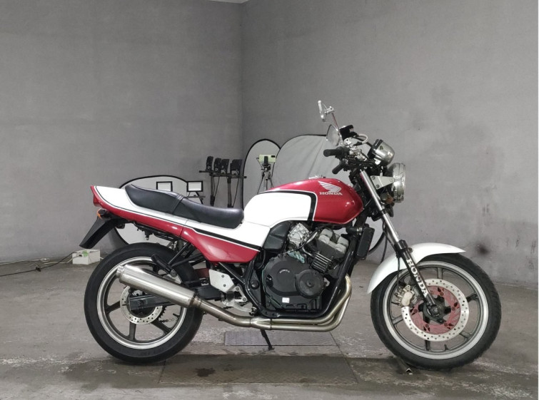 Мотоцикл Honda CB250F JADE с пробегом 4153 km