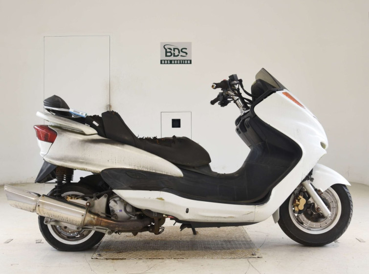 Мотоцикл Yamaha MAJESTY 250C