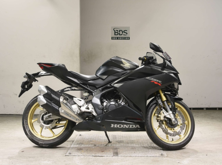 Мотоцикл Honda CBR250RR с пробегом 35231 km