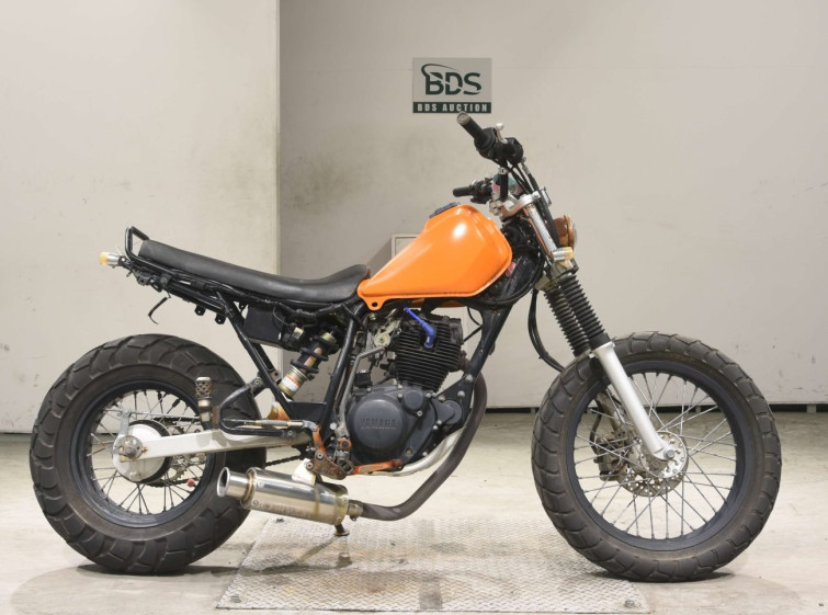 Мотоцикл Yamaha TW200 с пробегом 5712 km