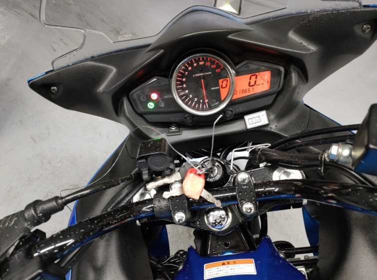 Мотоцикл Suzuki GSR250 з пробігом 7270 km з пробігом 7270 km