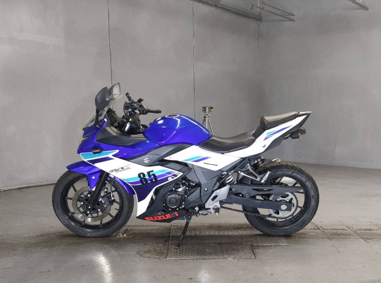 Мотоцикл Suzuki GSX250R з пробігом 11783 km з пробігом 11783 km