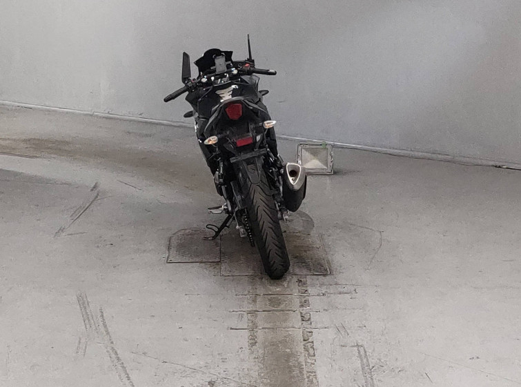 Мотоцикл Suzuki GSX250R з пробігом 23648 km з пробігом 23648 km