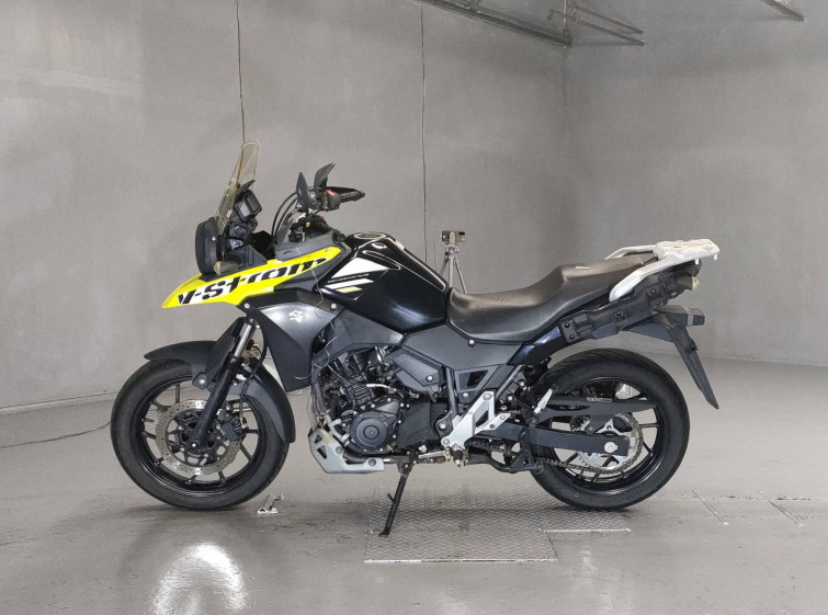 Мотоцикл Suzuki V-STROM DL250 з пробігом 39201 km з пробігом 39201 km