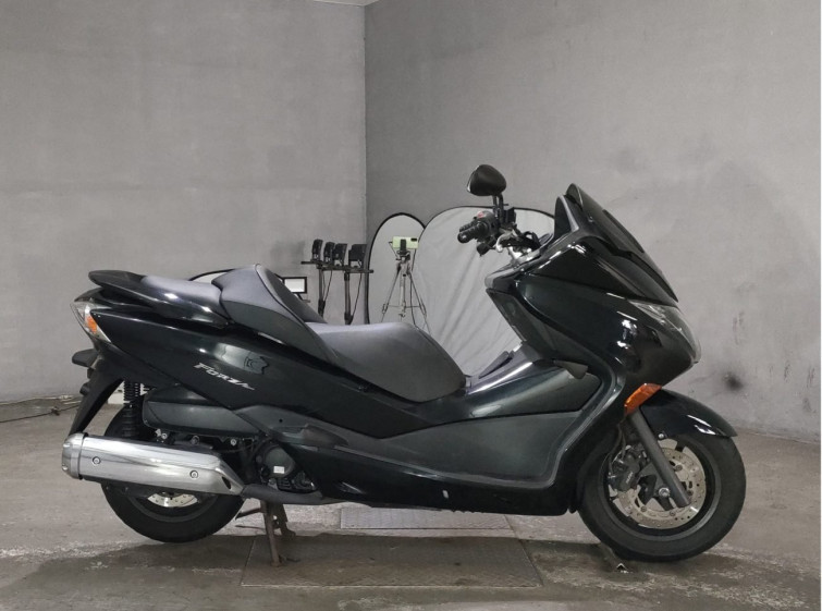 Мотоцикл Honda FORZA Z з пробігом 18463 km