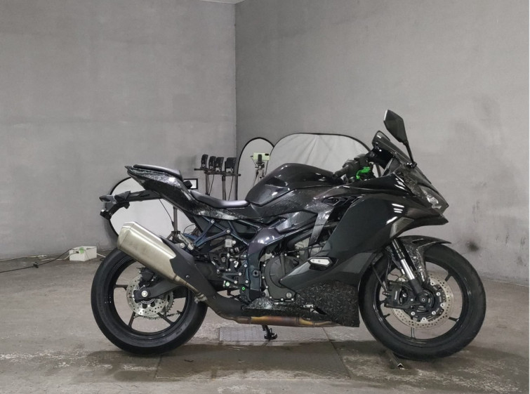 Мотоцикл Kawasaki NINJA ZX-4R SE з пробігом 11099 km