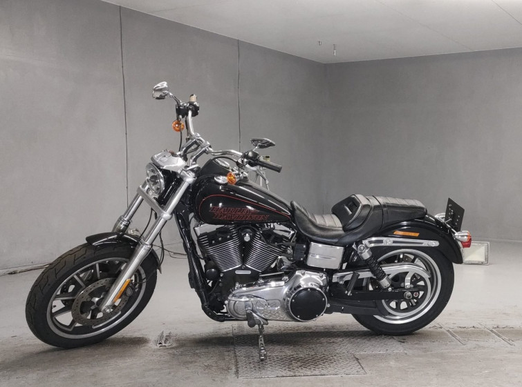 Мотоцикл HD LOW RIDER FXDL1580 з пробігом 66018 km з пробігом 66018 km