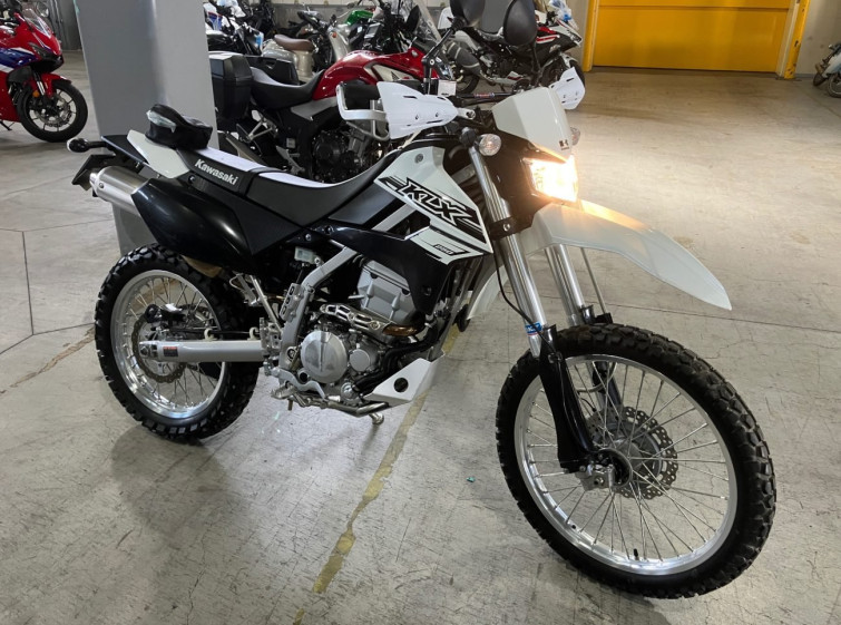 Мотоцикл Kawasaki KLX250 з пробігом 1952 km