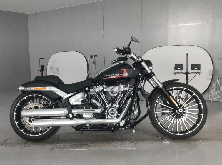 Мотоцикл HD FXBR1920 с пробегом 433 km с пробегом 433 km