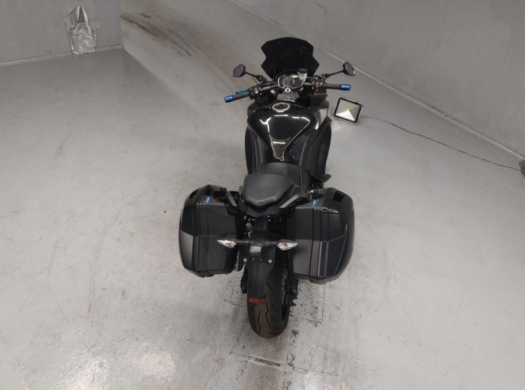 Мотоцикл Kawasaki NINJA1000 с пробегом 10502 km с пробегом 10502 km