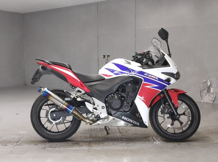 Мотоцикл Honda CBR400R с пробегом 32431 km с пробегом 32431 km