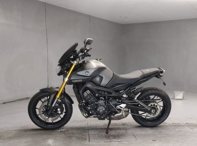 Мотоцикл Yamaha MT-09 з пробігом 10487 km з пробігом 10487 km