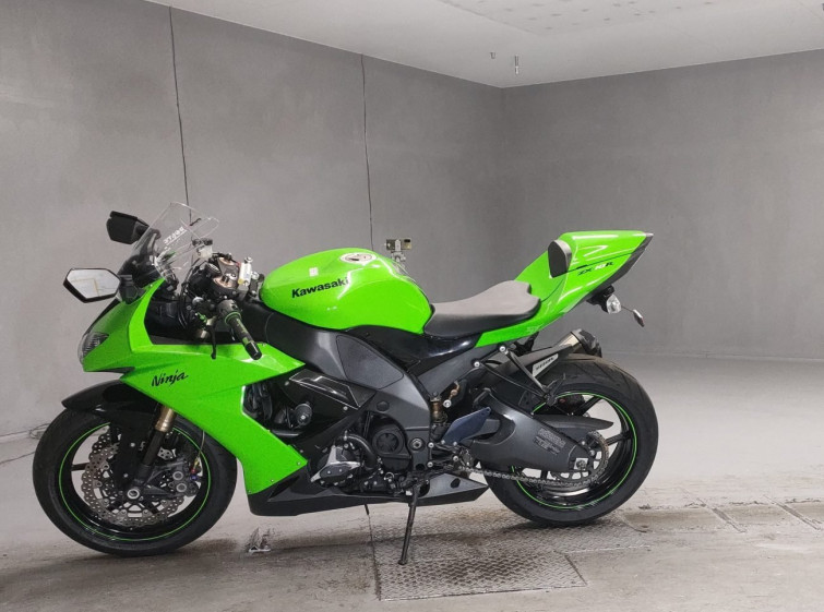 Мотоцикл Kawasaki NINJA ZX-10R з пробігом 37671 km з пробігом 37671 km
