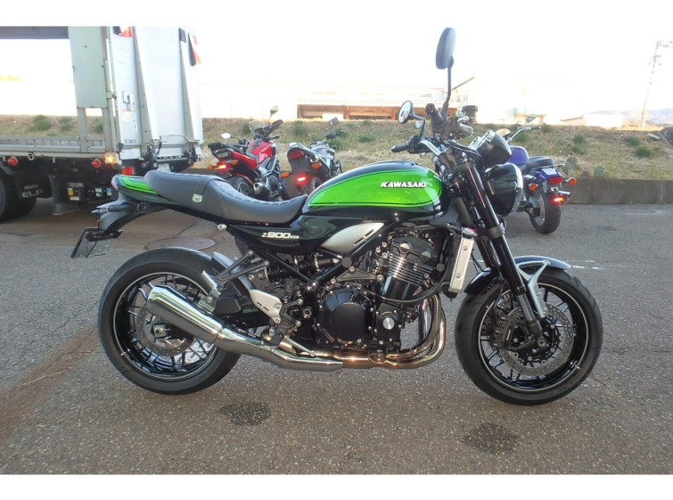 Мотоцикл Kawasaki Z900RS з пробігом 922 km