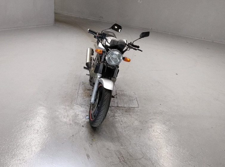 Мотоцикл Honda VTR250 з пробігом 24440 km з пробігом 24440 km