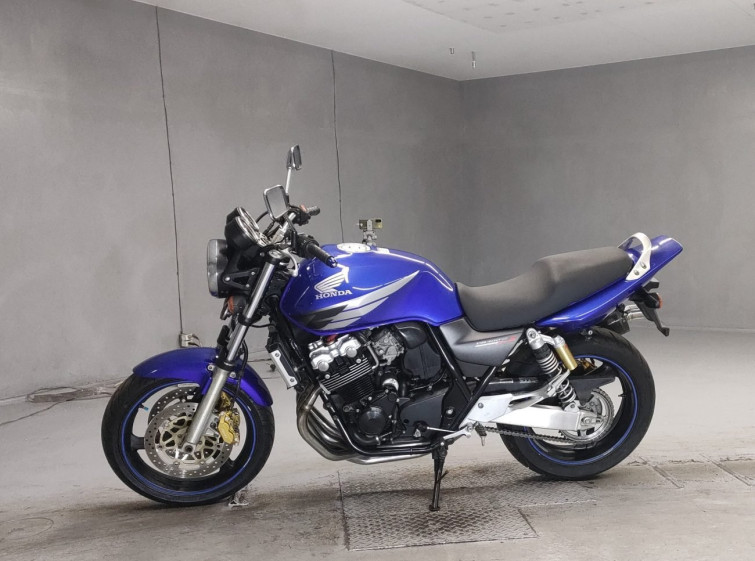 Мотоцикл Honda CB400SFV с пробегом 14746 km с пробегом 14746 km
