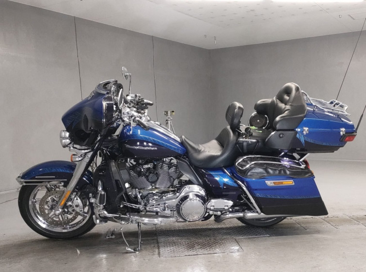Мотоцикл HD ELECTRA GLIDE FLHTKSE1800 с пробегом 33657 km с пробегом 33657 km